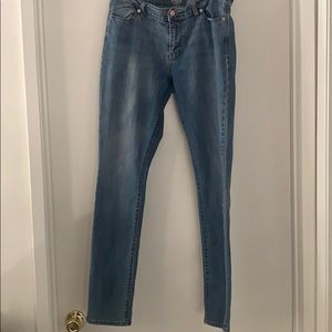 Blue skinny jeans